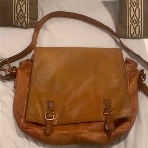 Leather messenger bag